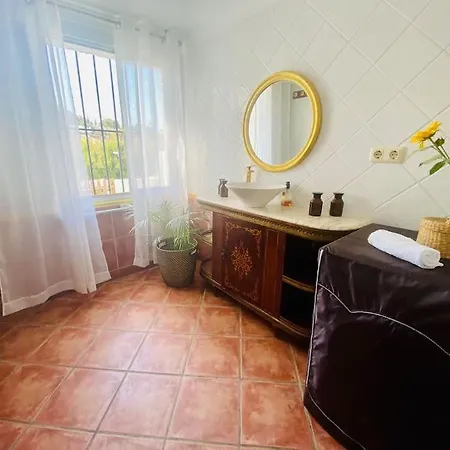 Estilo Espanol Holiday home *