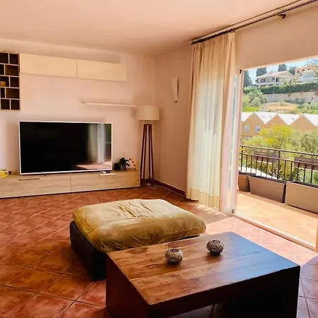 Estilo Espanol * Malaga